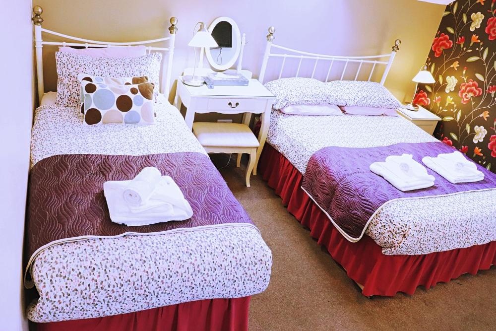 Triple Room with Shower